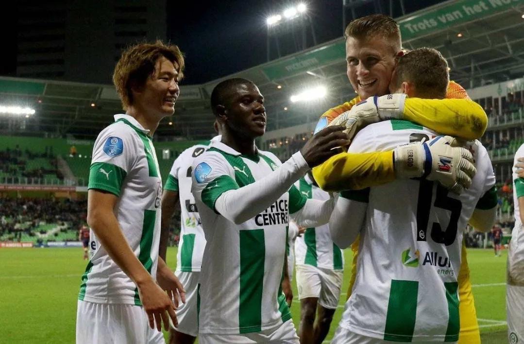 女足树立榜 女足树立榜