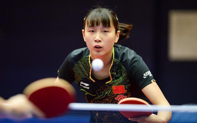 舞台上有一 舞台上有一