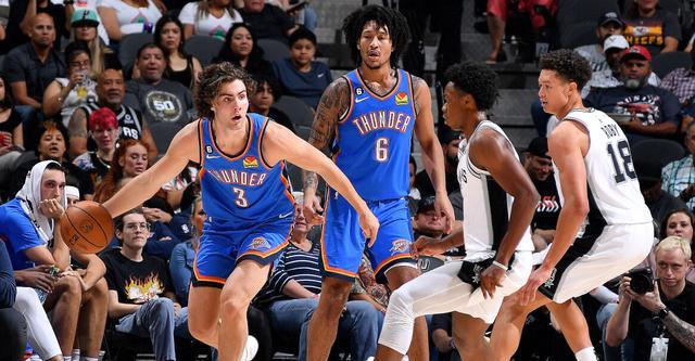 有球迷调侃 有球迷调侃