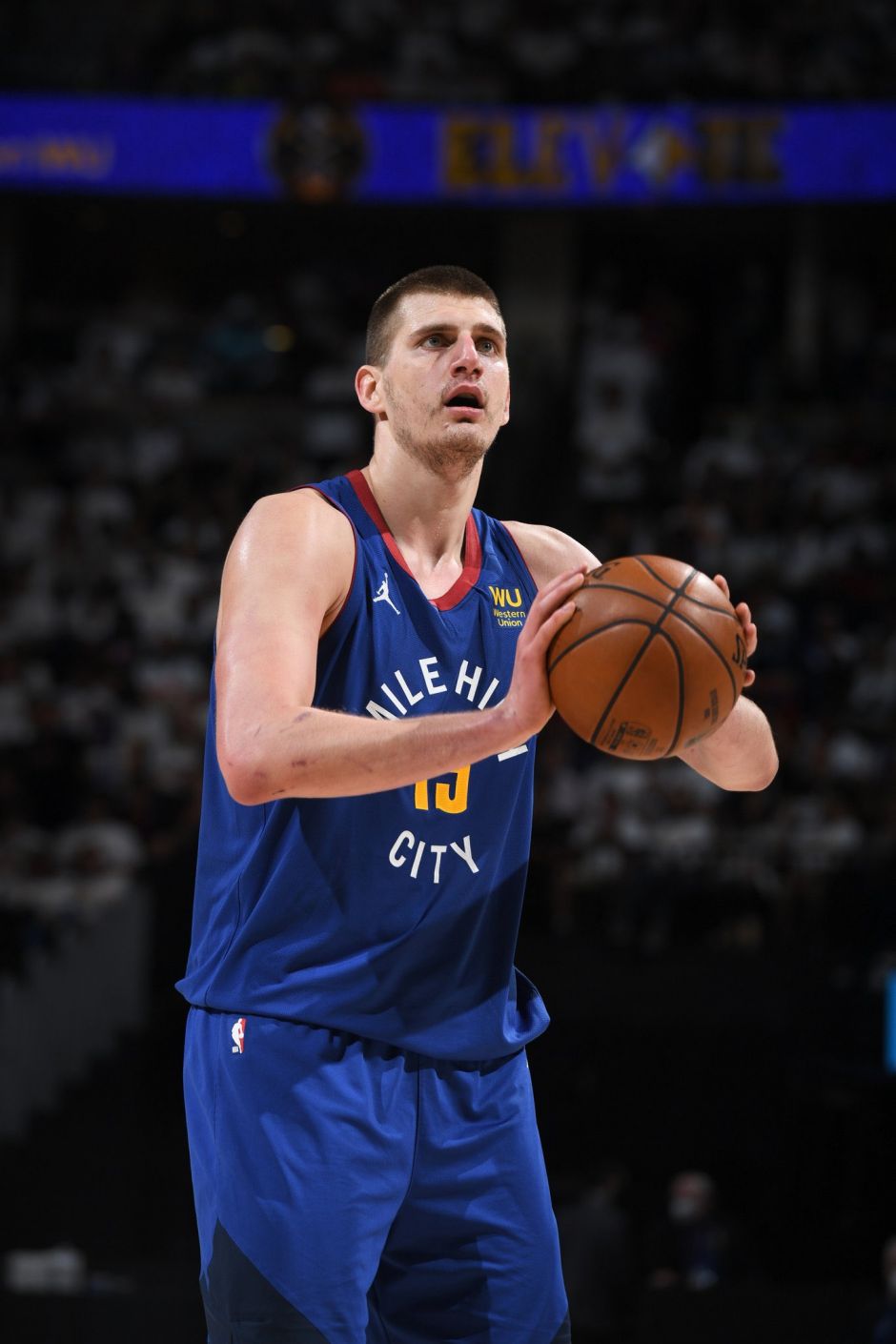 各支球队纷 各支球队纷