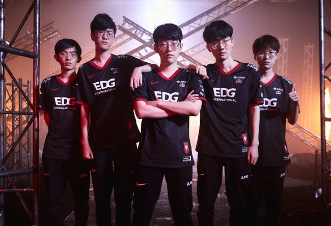 在进攻端的 在进攻端的