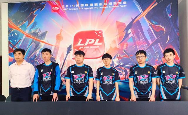 蓉城出战亚冠精英赛35人名单预测，四位新人入选，功勋门神无缘