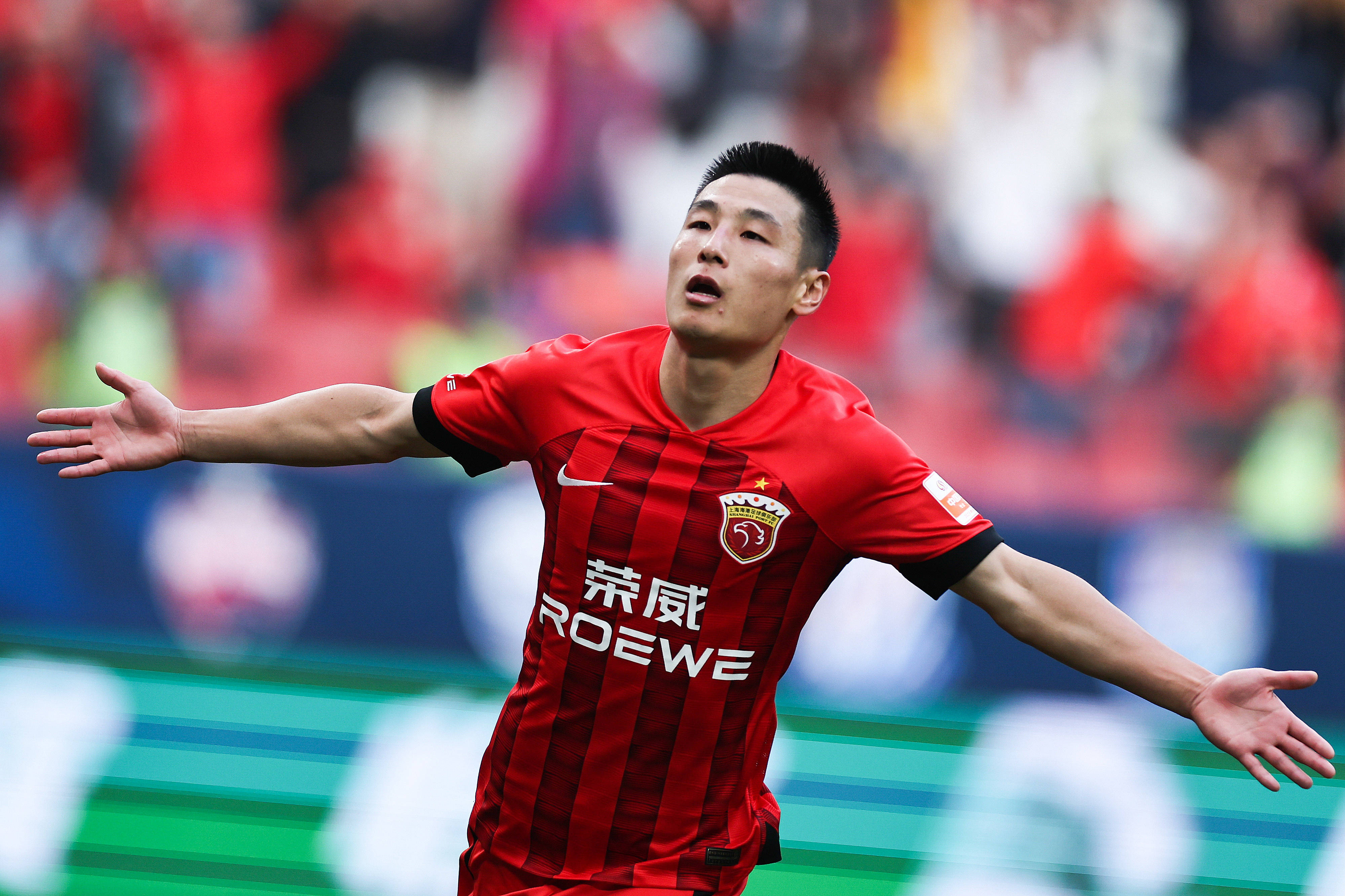 场外因素打 场外因素打